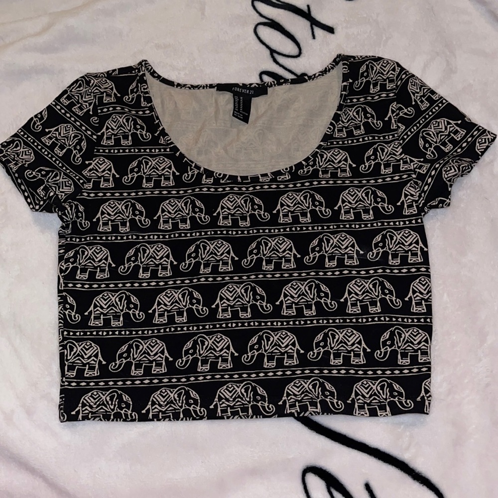 Crop top